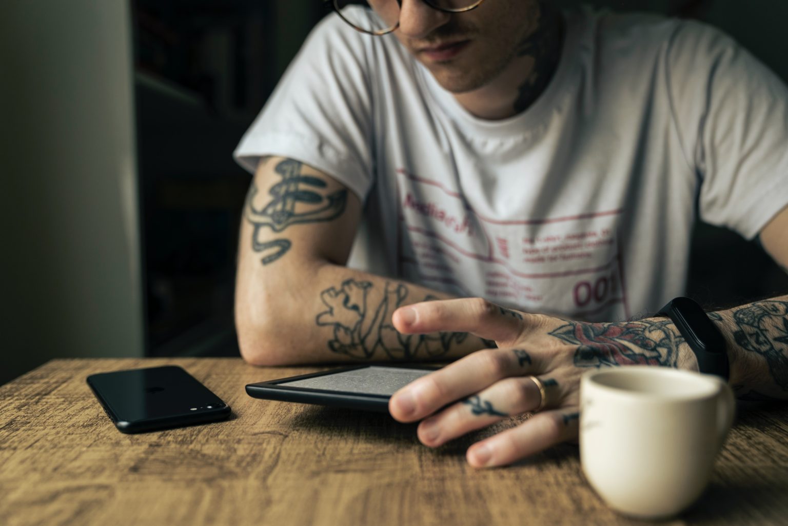 Tattoos Allowed In The Work Place Removery   Felipepelaquim 20YOn4Gls3g Unsplash 1536x1026 